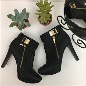 Vince Camuto Leather Platform Heel Booties